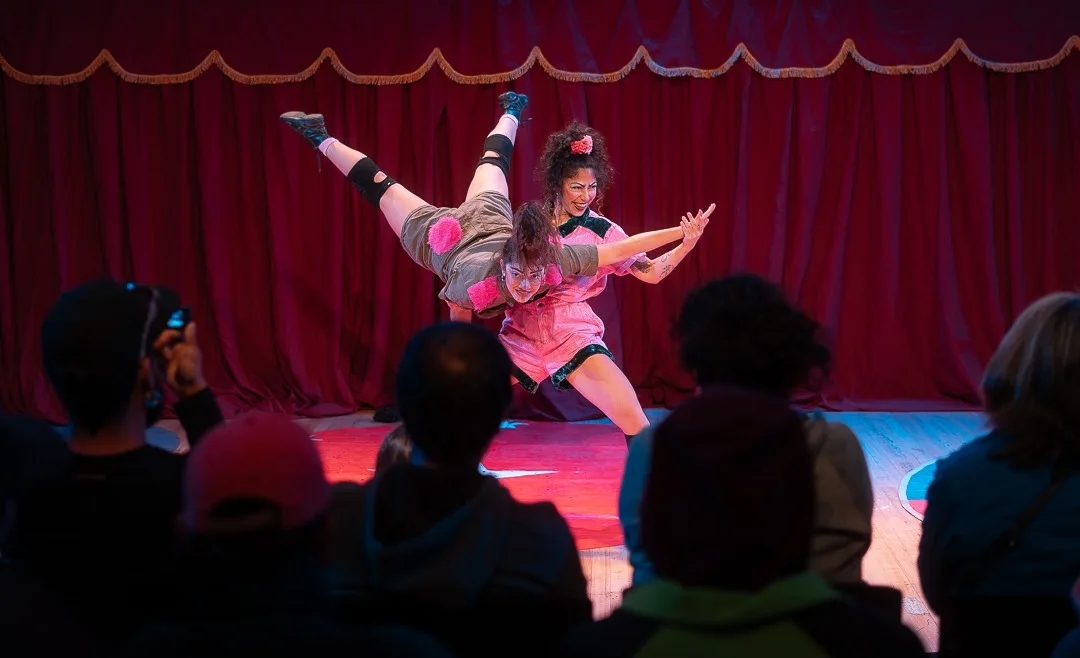 Festival Internacional de Circo Basileu França.