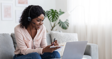 O Movimento pela Equidade Racial (MOVER), em parceria com a EF, disponibiliza 19 mil vagas gratuitas para cursos de inglês, espanhol, francês, alemão, sueco e português. As inscrições, totalmente online, permanecem abertas até 30 de setembro.