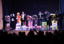 Espetáculos gratuitos celebram o Dia Nacional do Teatro com apresentações de música, dança e circo em Teresópolis