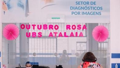 Campanha Outubro Rosa em Cotia mobiliza rede pública com exames e vacinação