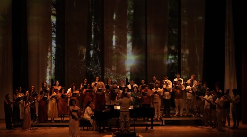 Coro Sinfônico Jovem de Goiás apresenta o Concerto Natural nesta terça (27), às 20h, no Teatro Escola Basileu França, com entrada franca