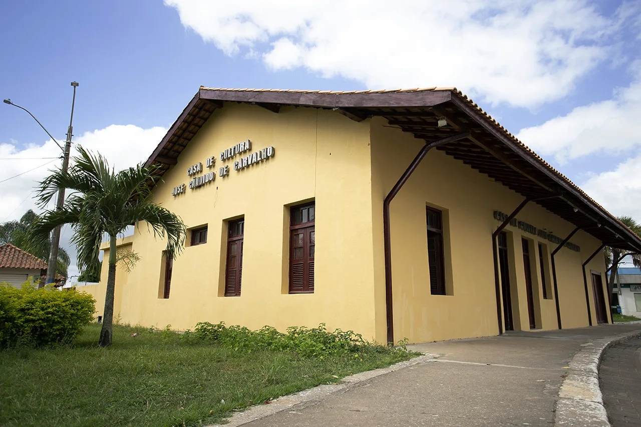 Oficina gratuita “Desvendando os Editais da PNAB Campos” orienta agentes culturais sobre inscrições na plataforma Cult Editais nesta quarta (28/10), das 18h às 20h, na Casa de Cultura José Cândido de Carvalho, em Goitacazes.
